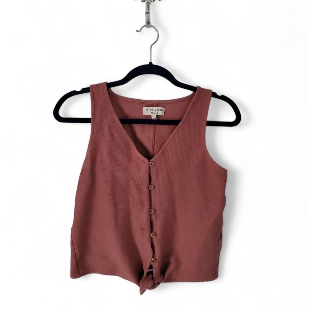 Texture & Thread Tie Knot Tank